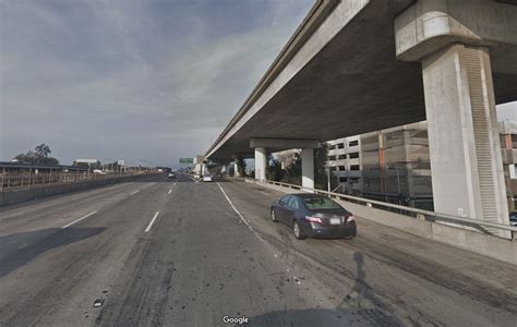 Man found dead near Hwy 24 off-ramp Monday morning in Oakland